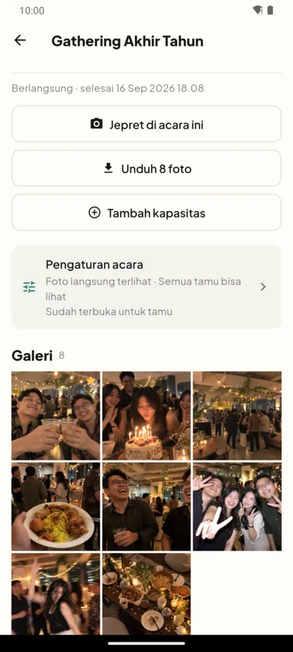 The event gallery with a download-all button.